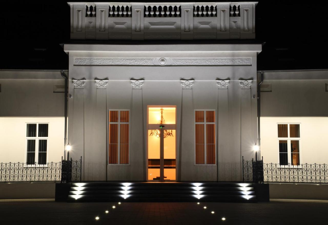 Bogathy Kuria Business Apartments Nyirbogat Екстер'єр фото
