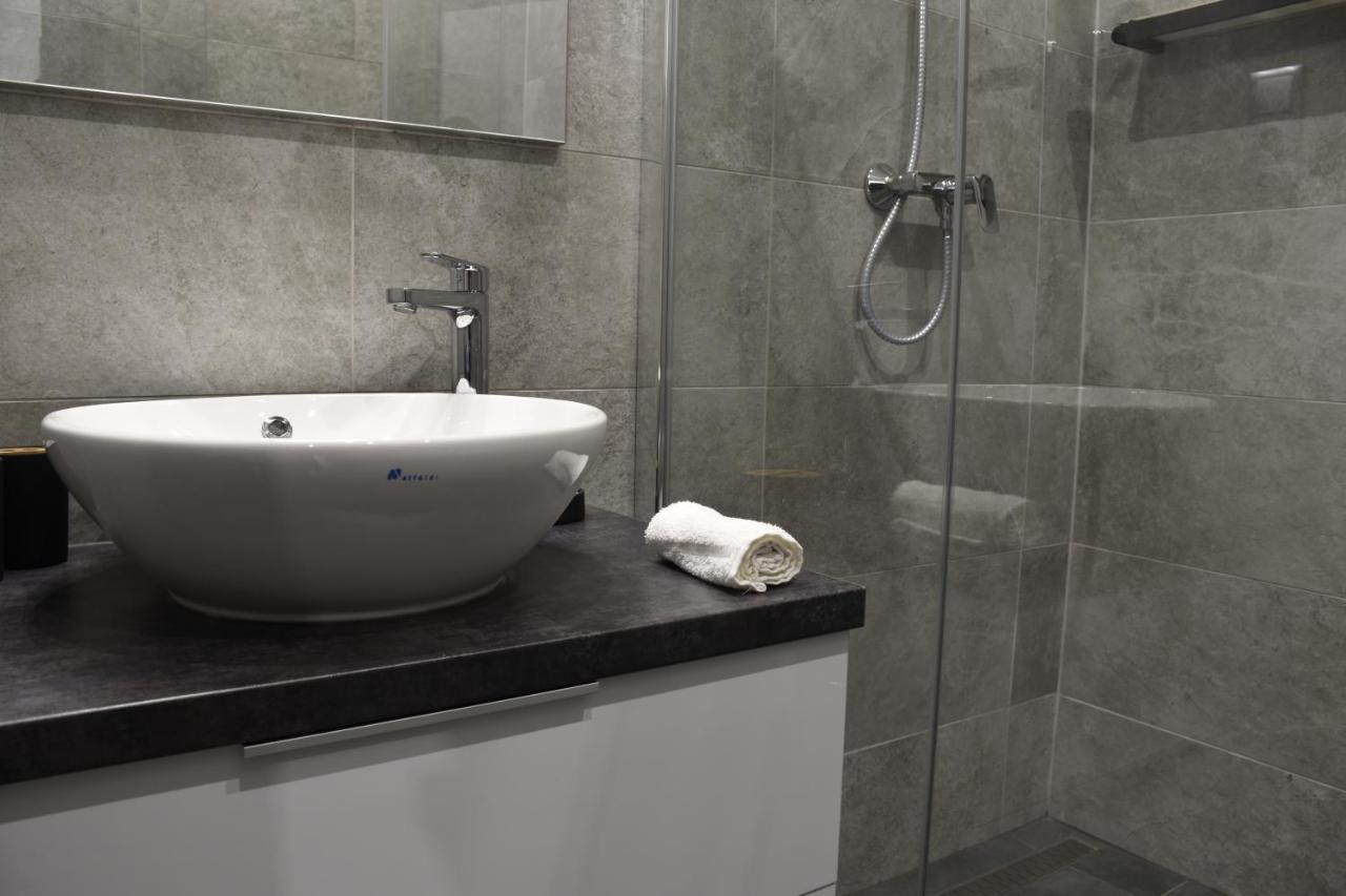 Bogathy Kuria Business Apartments Nyirbogat Екстер'єр фото